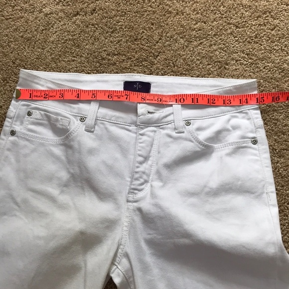 NYDJ white size 4, crop cotton  capri - Picture 6 of 8